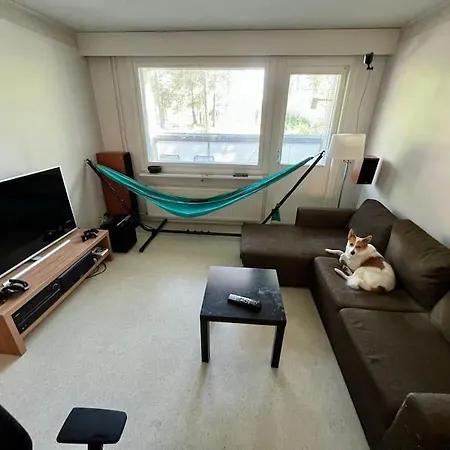 Ground Floor 3 Bedroom Apartment, Free Parking Huoneisto *