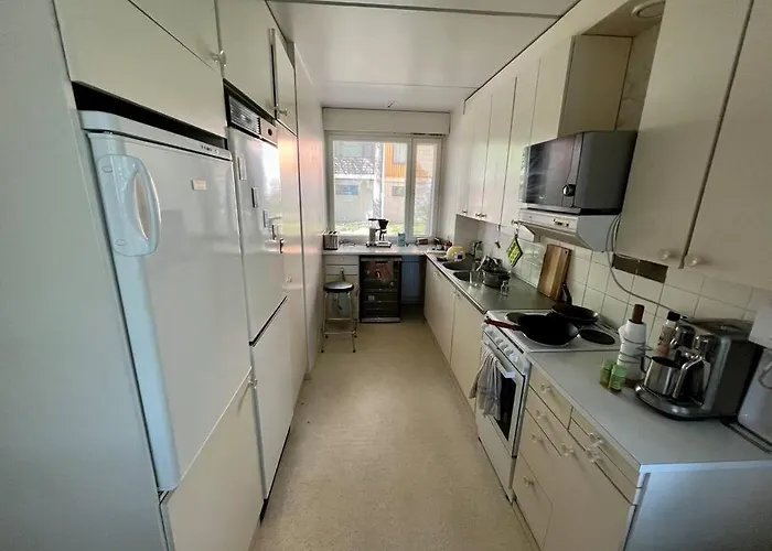 Ground Floor 3 Bedroom Apartment, Free Parking Апартаменты Оулу