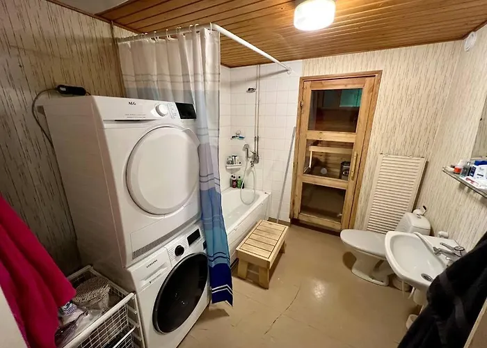 Ground Floor 3 Bedroom Apartment, Free Parking Оулу